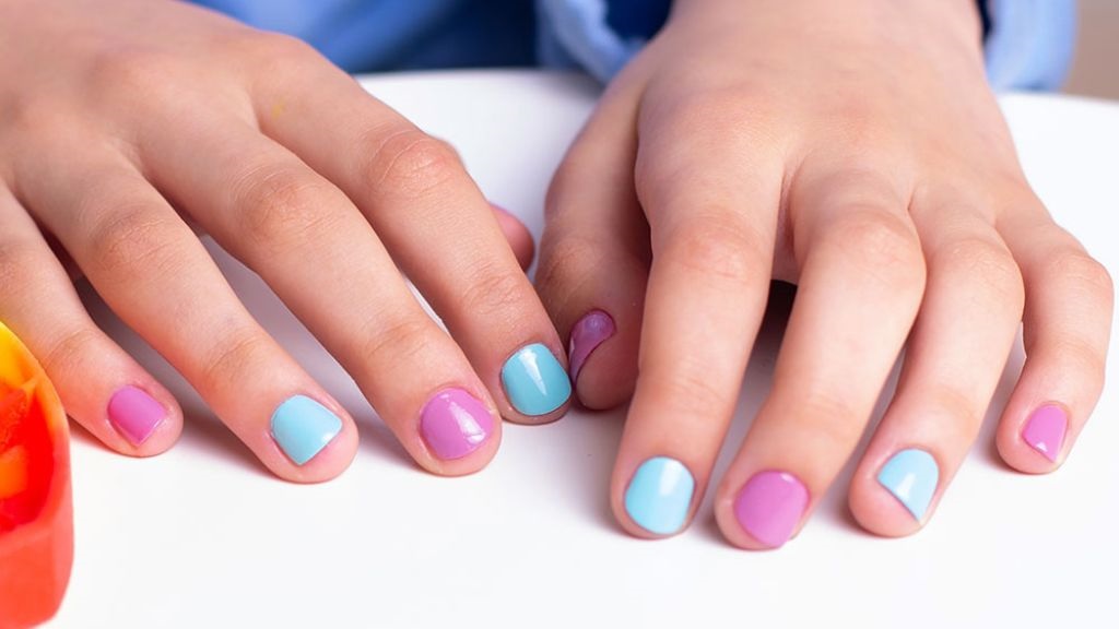 how-to-nail-polish-a-childs-manicure-at-home-for-beginners