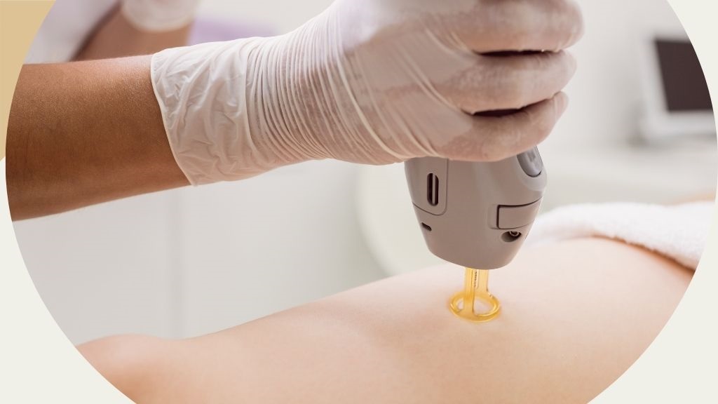 how-to-use-an-at-home-waxing-kit-for-a-beginner-for-women